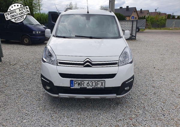 Citroen Berlingo cena 43900 przebieg: 88000, rok produkcji 2017 z Dobra małe 562